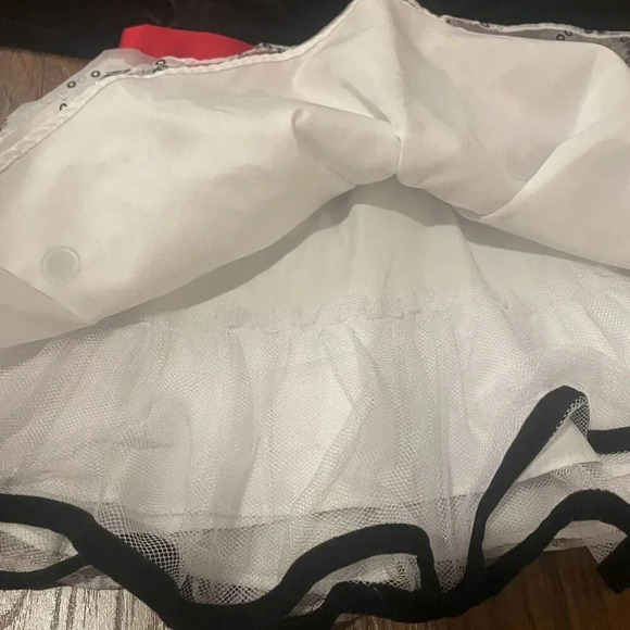 Iris & Ivy Formal Dress - Picture 3 of 4